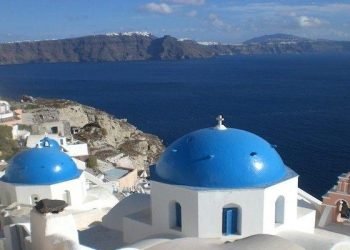 The Many Wonders of Santorini Greece! Things To Do & See!