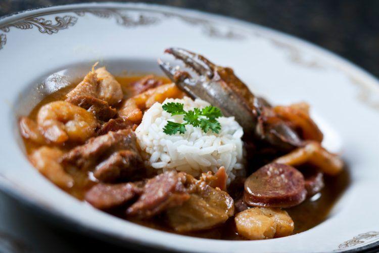 12 Must Try New Orleans Foods & Where to Eat Them! New Orleans food, where to eat in New Orleans, gumbo