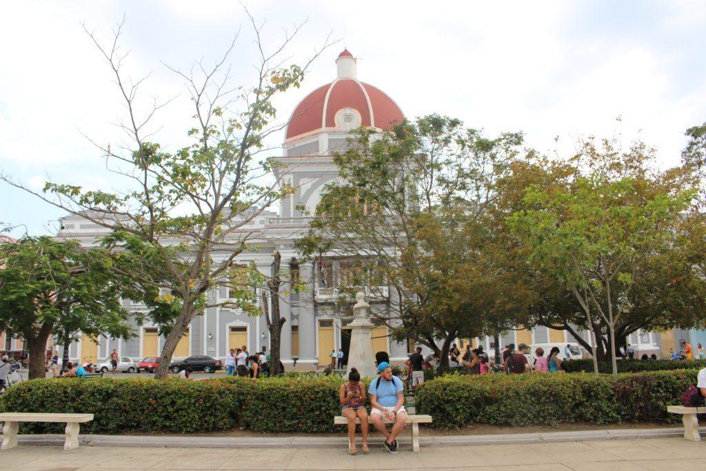 How To Spend 7 Days in Cuba! A full travel itinerary with stops in Havana, Vinales Valley, Cienfuegos and Trinidad! 