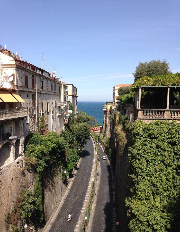 Walking around the streets of Sorrento!