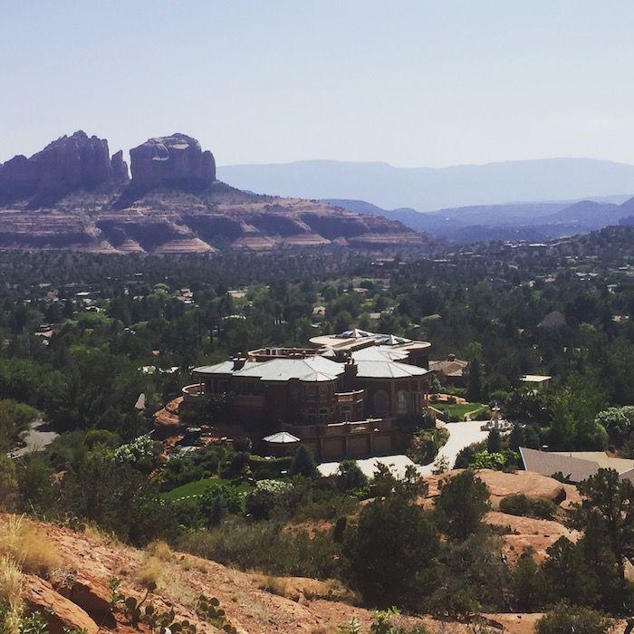 How to Spend a Fabulous Weekend in Sedona! A list of things to do & see-shops, restaurants & spas!