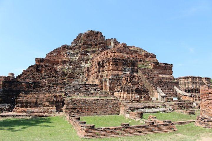 Wat Mahathat Temple of the Great Relic in Ayutthaya