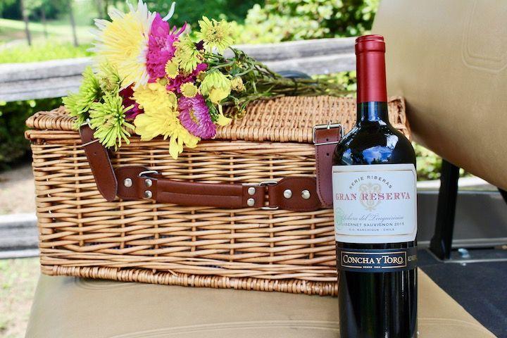 Wine Down while golfing with Gran Reserva Wines!