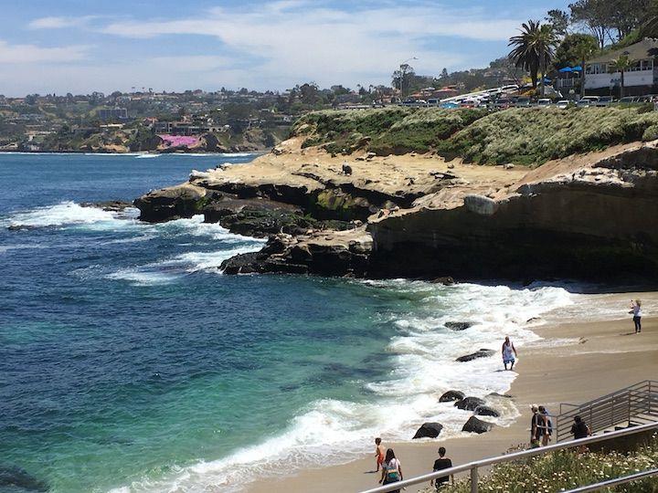 Picture Perfect Reasons to Visit La Jolla in San Diego! If you are traveling to Southern California make a stop at this beautiful hillside area!