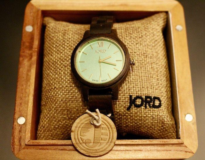 A Jord Wood Watch makes the perfect Holiday Gift! Read my review here!