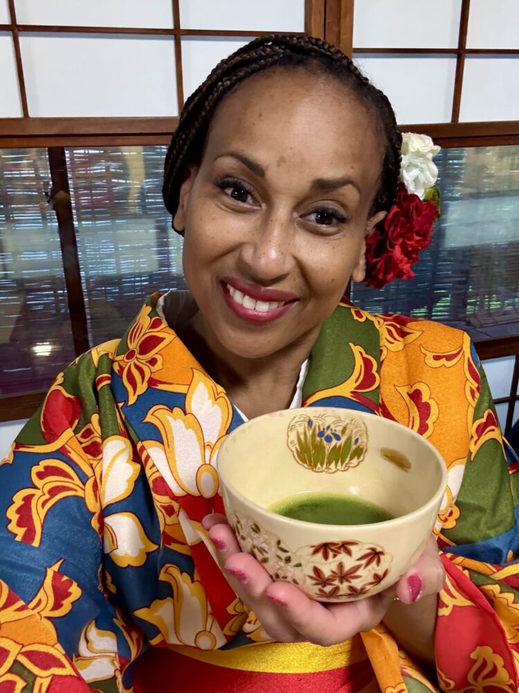 Nadeen White in Japan at a Japanese tea ceremony in Kyoto